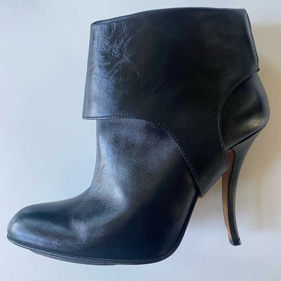 Manolo Blahnik boots nappa leather. Very good used condition - Picture 3 of 8